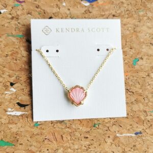 Kendra Scott Brynne Gold Blush Ivory Mother-of-Pearl Shell Necklace accessories